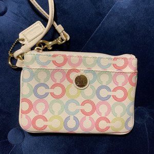 Vintage Signature COACH White Leather & Multicolor Zip-Top Wristlet